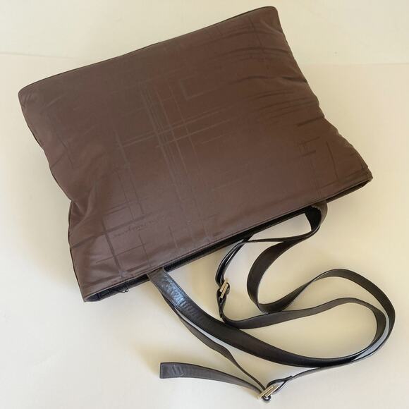 SALVATORE‎ FERRAGAMO Vintage NWT Nylon & Leather Shoulder Bag Tote Hand Bag - Picture 5 of 10